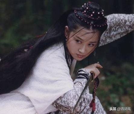 东方不败杀死任教主老婆,东方不败杀死任我行后续