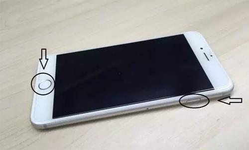 苹果6s黑屏了但是里面还有声音,苹果6s换电池后黑屏怎么办