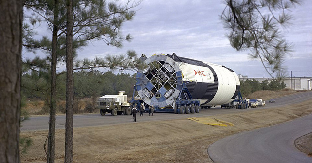 十大巨大运输车,世界各国巨无霸运输方案