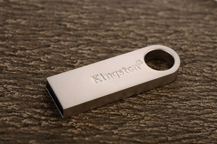 入境美国，如何才能不被海关查手机电脑上的数据？