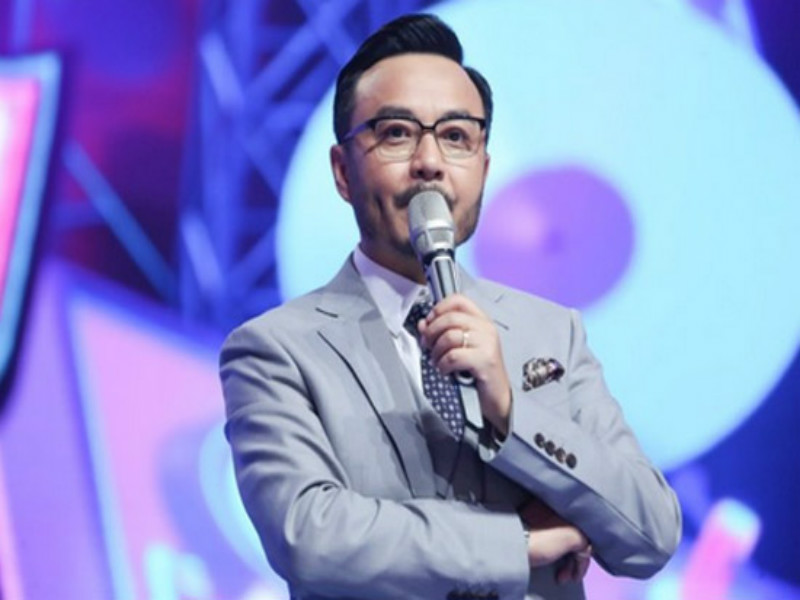 白岩松救场汪涵完整版,汪涵对众媒体犀利的问题