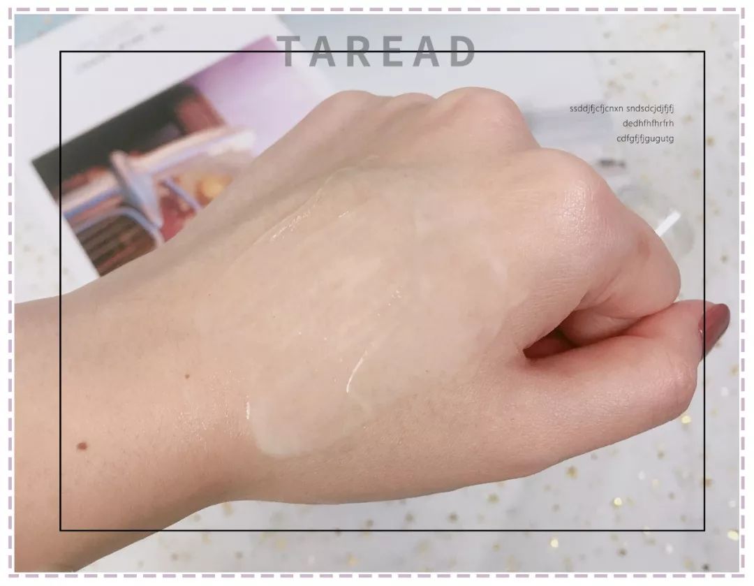 牛油果绿外套搭配什么裙子好看,牛油果绿小裙子配什么衣服好