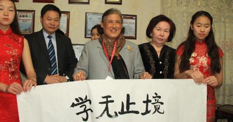 泰国公主诗琳通回泰,泰国公主诗琳通朴素无华