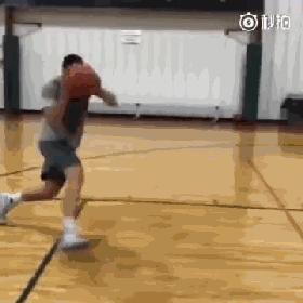 突破一步上篮教学,一突破球就被断