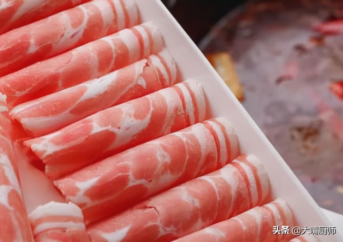 羊肉卷涮着吃太膻怎么解决,为什么羊肉卷煮火锅有沫子
