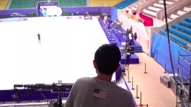 8岁滑冰夺冠视频,17岁短道速滑夺冠