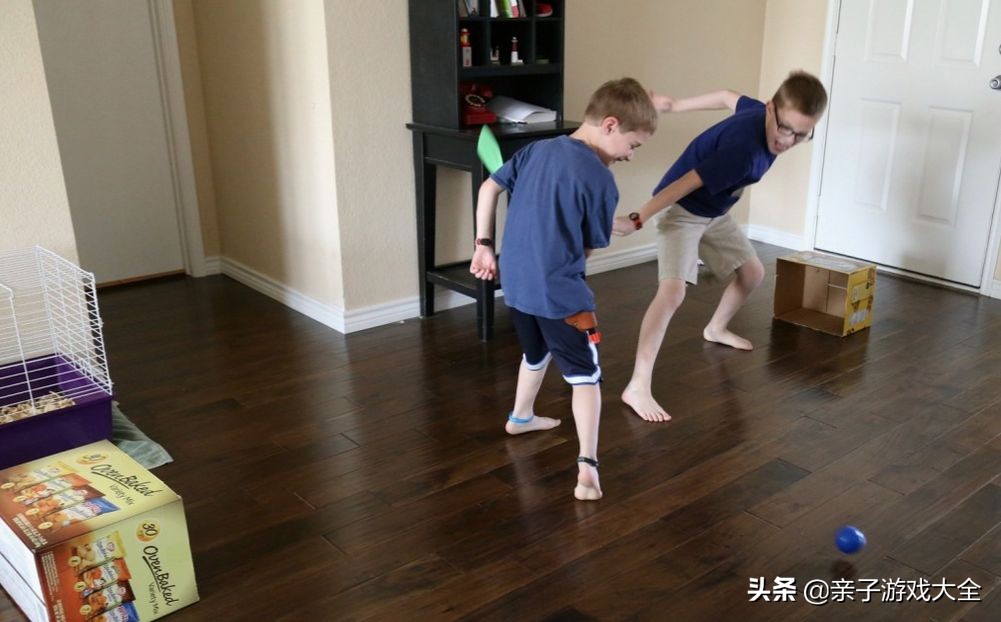 球球球球球球球，好玩得很啊