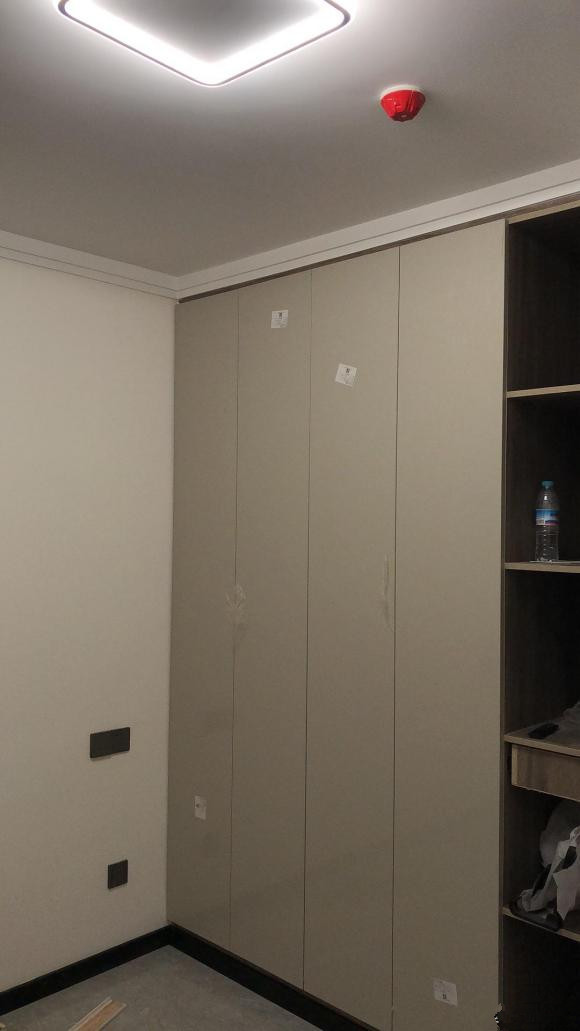 137平米全屋吊顶花了3万,130平房子全屋吊顶花费多少钱