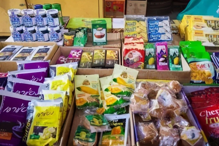 摆摊卖临期食品技巧,摆摊做临期食品大概需要投入多少