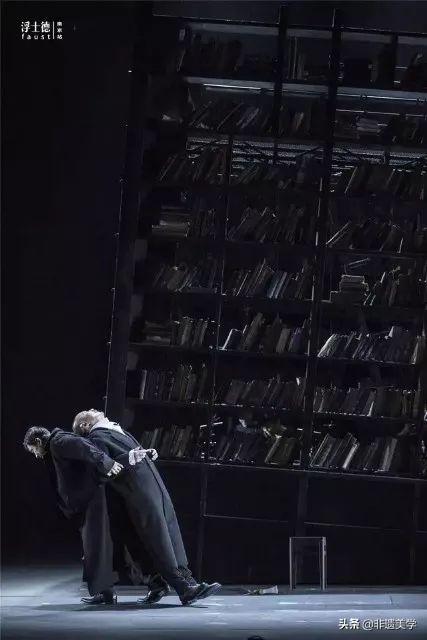 歌德浮士德对我们有什么启示,歌德的浮士德是什么时期的作品