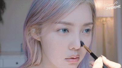 蒜头鼻怎么才能修成精致小翘鼻,如何让自己的蒜头鼻变成小巧鼻