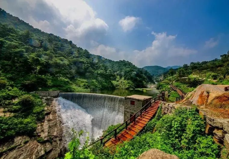 沂蒙山两天一夜攻略,假期到沂蒙山旅游