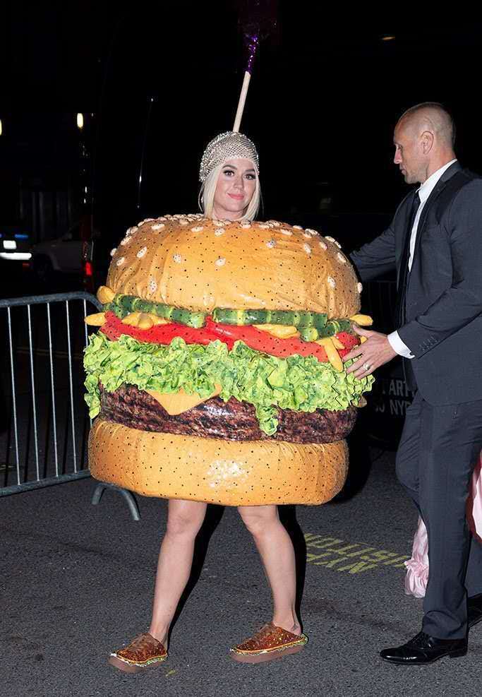 蚌精CardiB,Drama女王Gaga,百变水果姐，上半年奇葩红毯秀大盘点