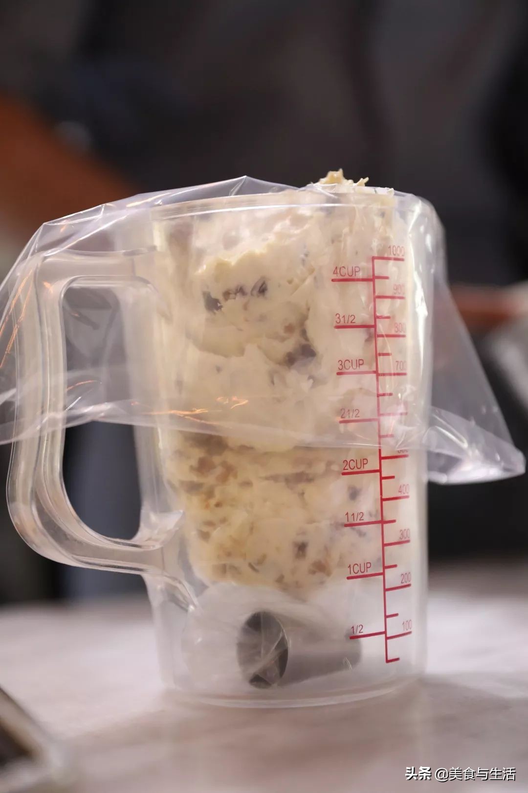 竟然比马卡龙还好吃？日本爆款小点心朗姆葡萄夹心饼干，超全配方