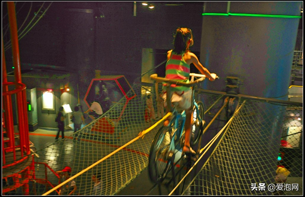 上海科技馆游玩攻略,上海科技馆亲子游玩攻略