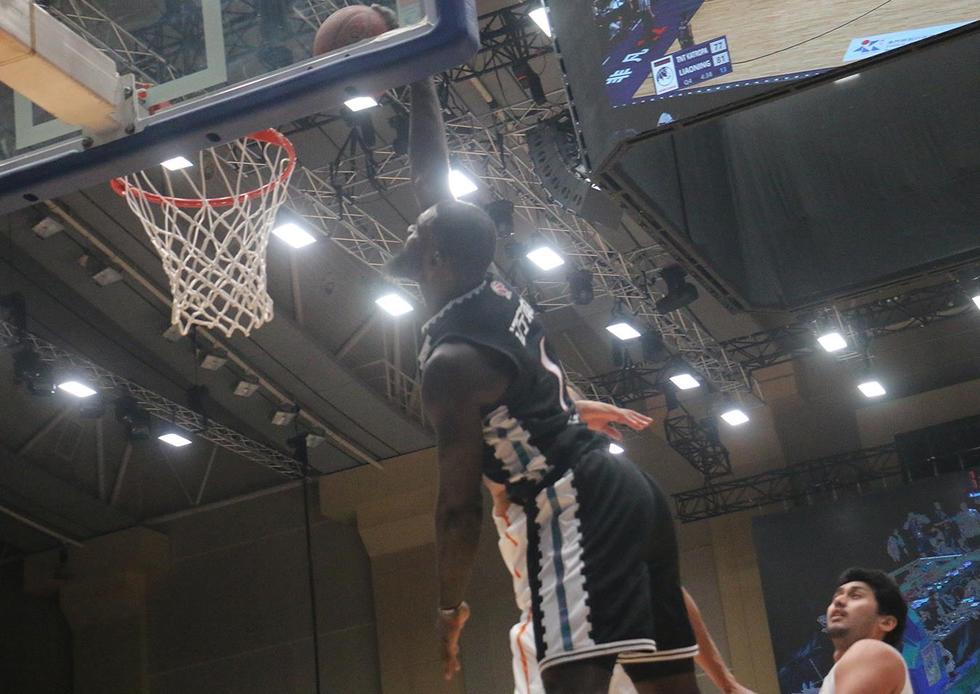 cba詹姆斯狂砍63分,辽宁男篮曾经的外援詹姆斯