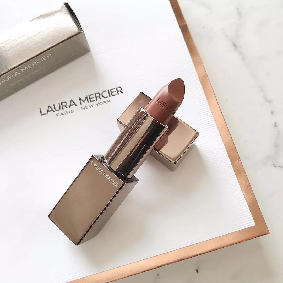 哇哦！这位“日杂美妆一姐”原来已经是当妈的人了？