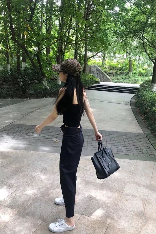 不想见人怎么快速解决,不喜欢洗头的人怎么办