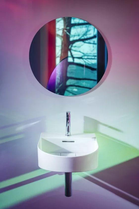 卫浴室内极简设计图,卫浴设计装修风格小户型