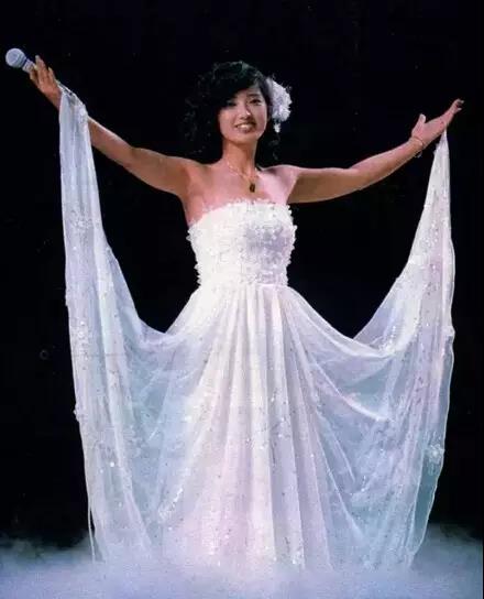 三浦友和山口百惠婚前三个承诺,山口百惠和三浦友和是真的夫妻吗