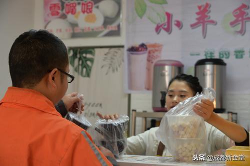 听说她把芋圆带火了!“芋圆西施”杨慧:请注意你的口水……