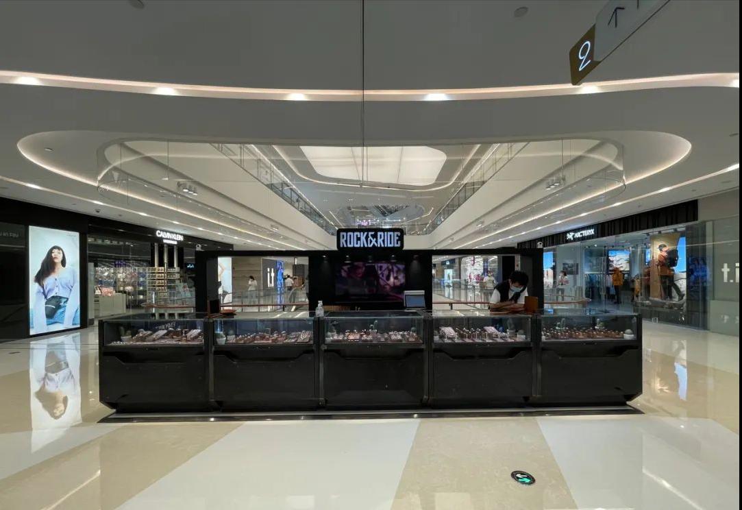 郑州商场正弘城,郑州正弘城有多少家店铺