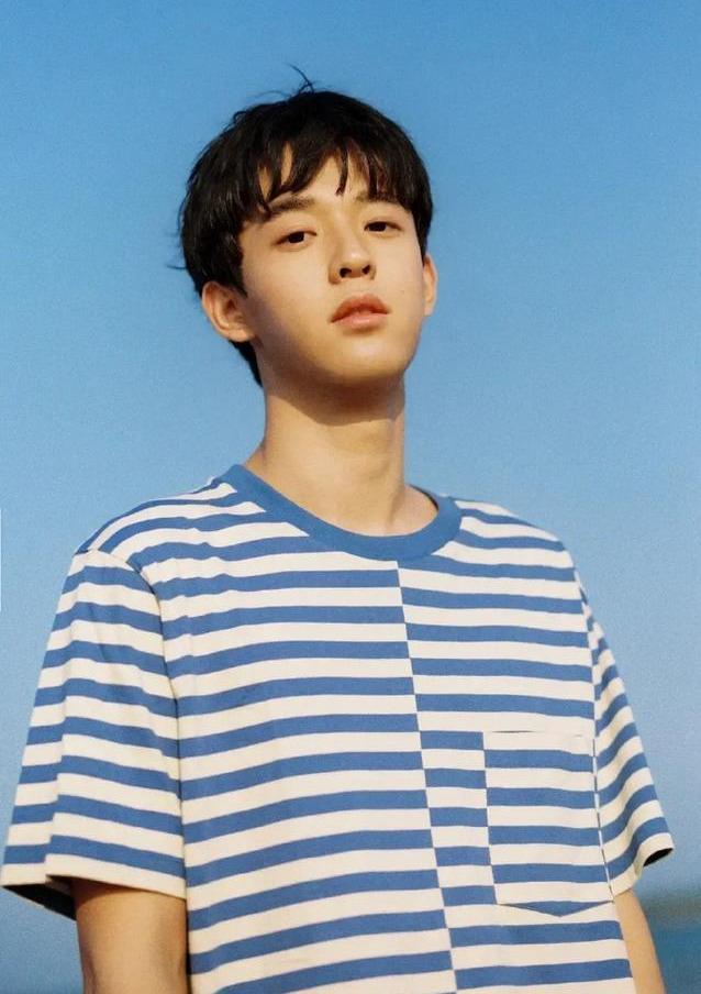 明星撞脸不可怕性别不同就尴尬,意想不到的明星撞脸