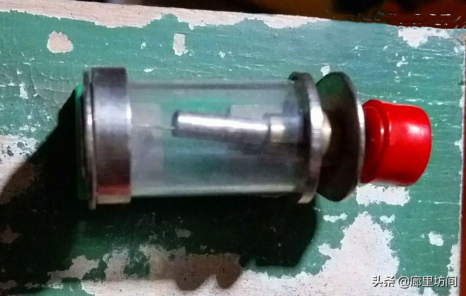 60年代收音机老物件,80年代老物件在墙上挂着的收音机