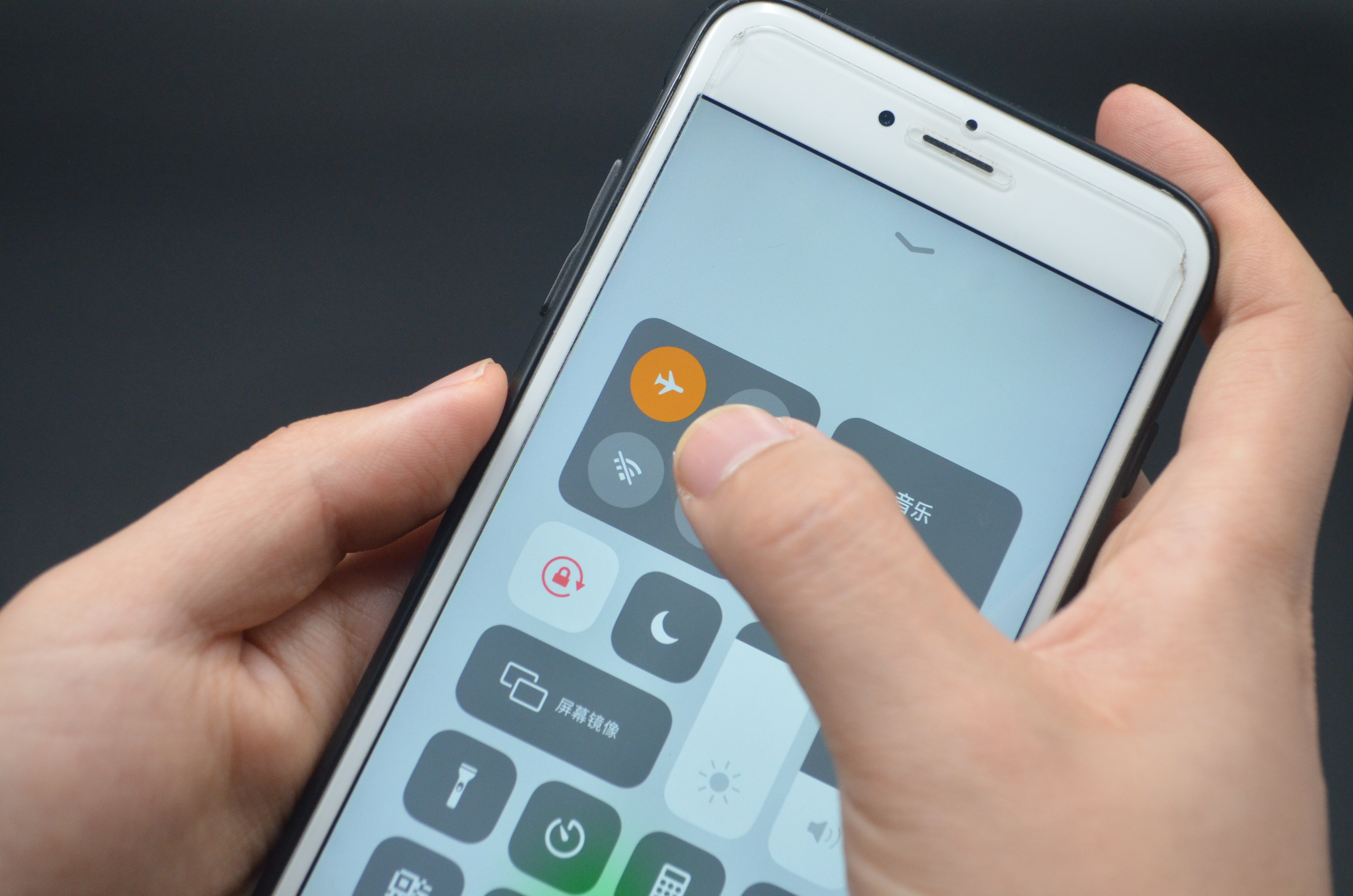 手机的飞行模式到底有什么用处,手机上的飞行模式到底有什么用处