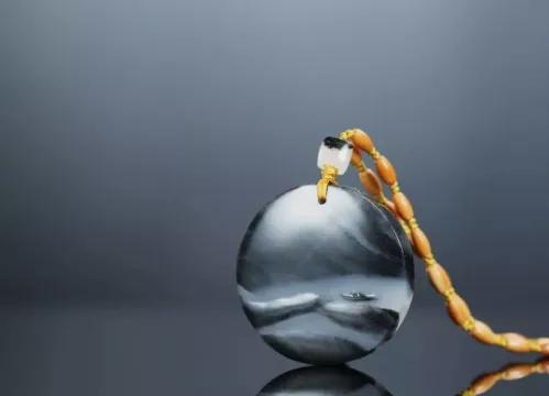 和田玉阴雕无事牌梅兰竹菊荷花,淡墨青花和田玉