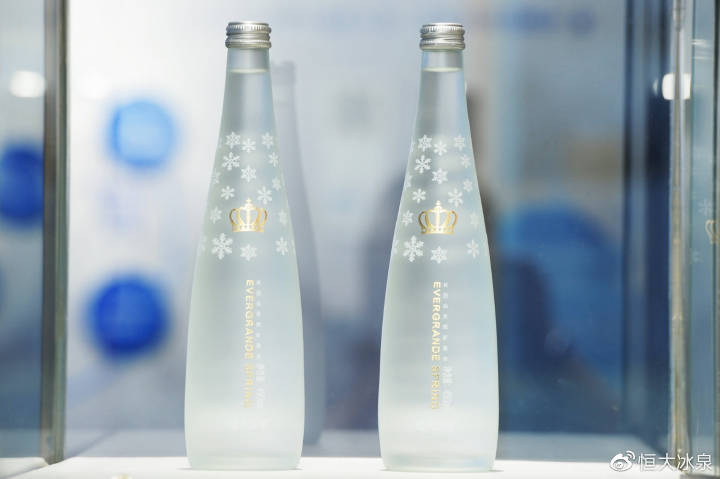 恒大冰泉玻璃瓶水215ml多少钱一瓶,恒大冰泉玻璃瓶武清