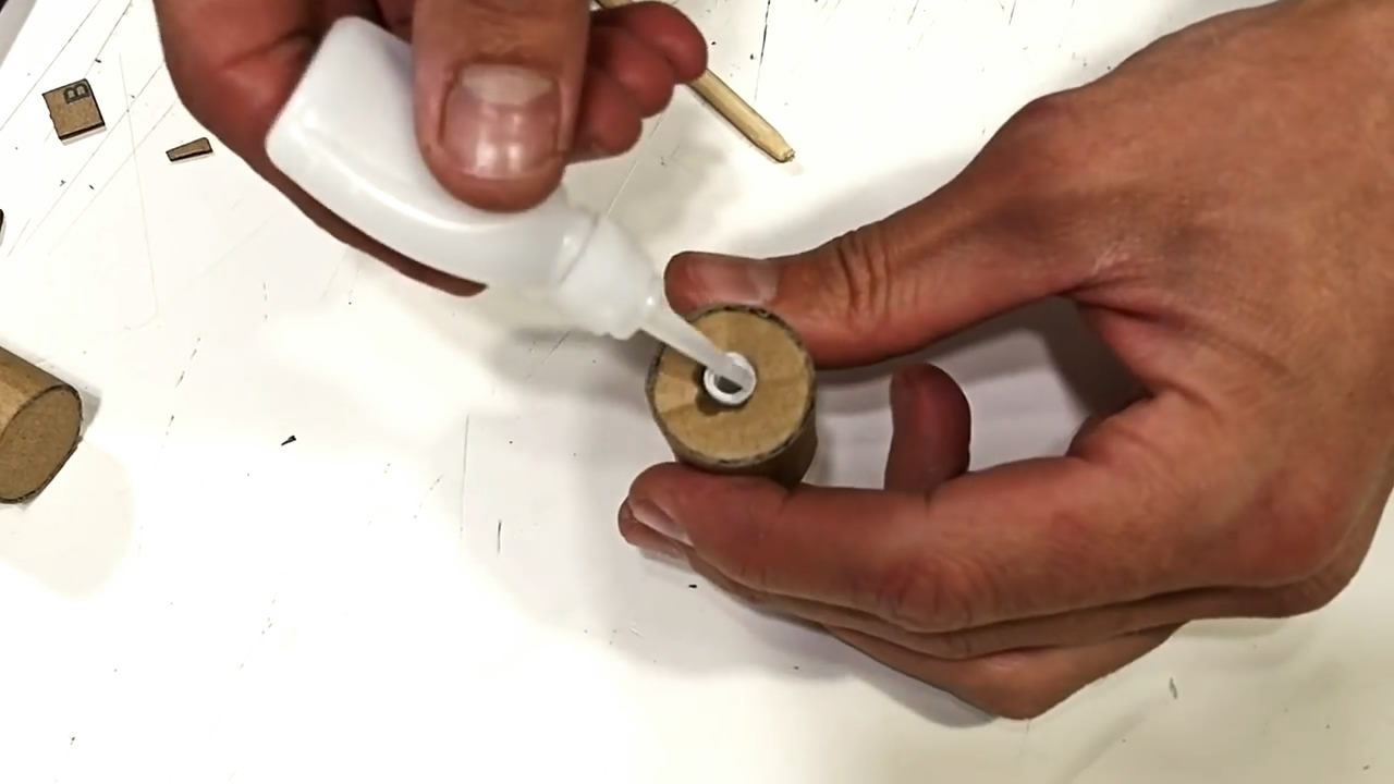 怎么做一个儿童纸板盒子机器人,用纸板做炫酷的机器人