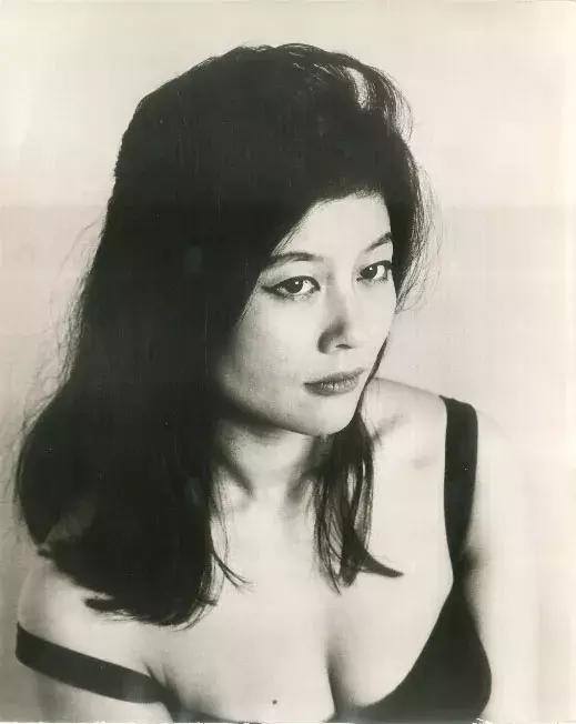 86岁的好莱坞华人教母：我是一只独来独往的豹，不需要结婚