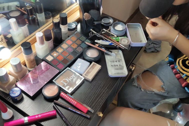 新娘妆化妆师推荐的化妆品,化妆师给新娘化妆用什么化妆品