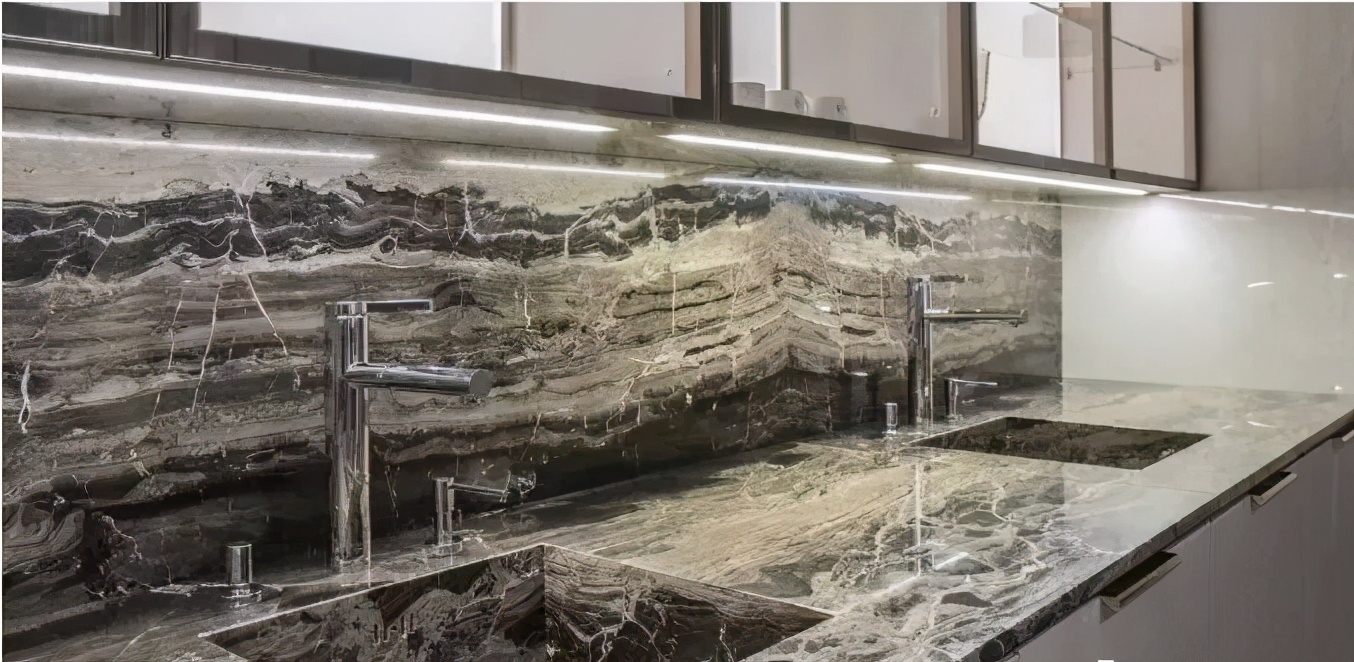 橱柜台面用大理石好还是石英石好,橱柜大理石台面宽度标准