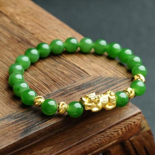 女人戴黄金貔貅手链能带来好运气,戴黄金貔貅手链好吗