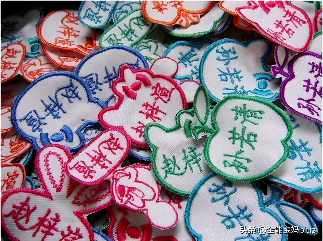 老师崩溃:一班10个“梓涵”已过去,最新“土掉渣”名字又袭来