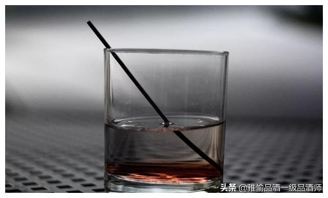 茅台五粮液汾酒西凤,盲评白酒专家