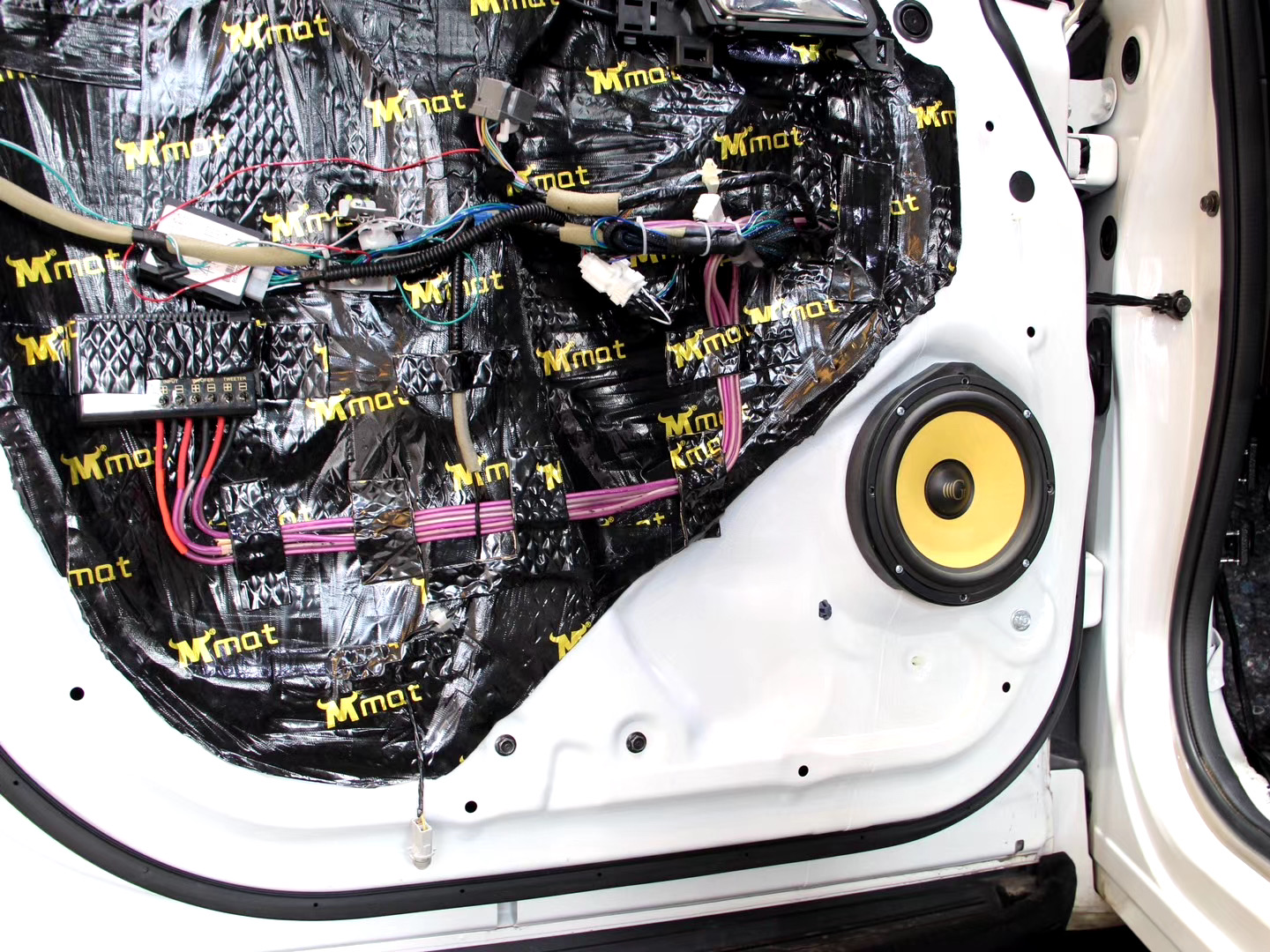 音皇汽车音响改装优惠团购,音响改装音皇