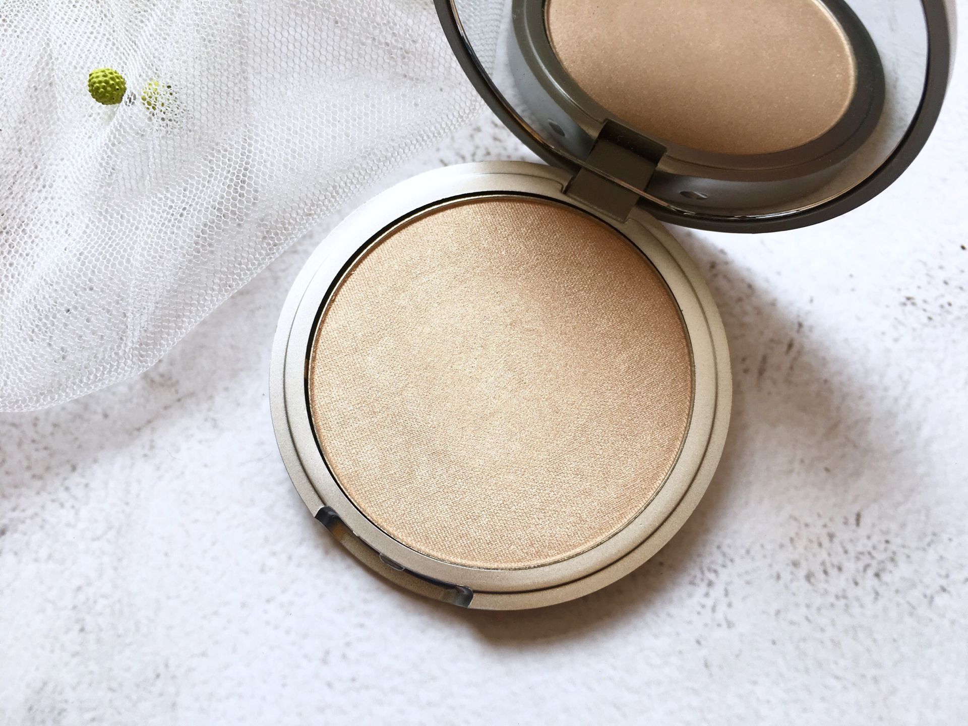 软薄皮质的化妆包推荐,好用的平价化妆包牌子推荐