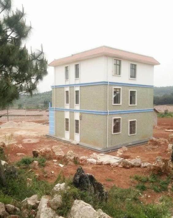 同学家的独栋别墅带院子,同学家农村别墅