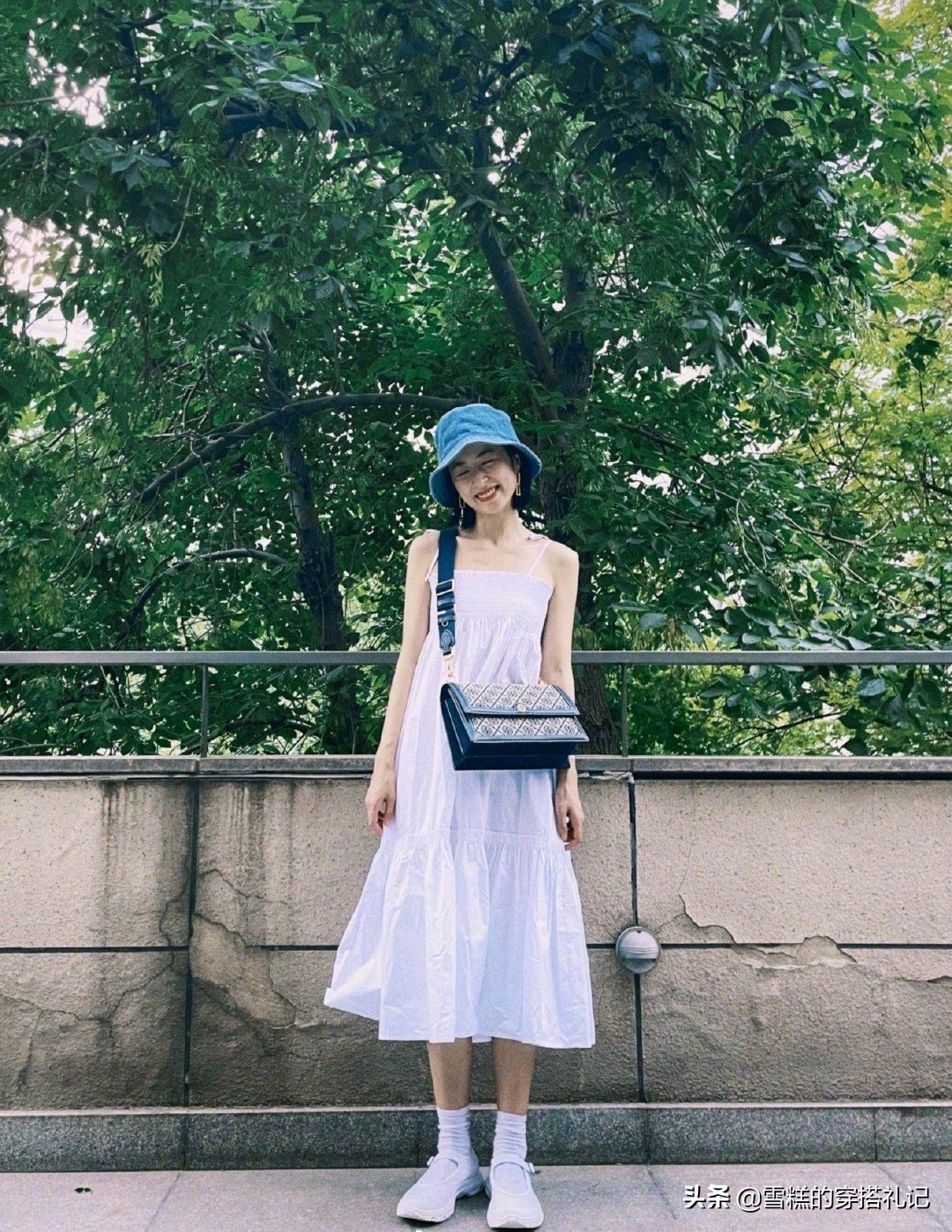 现在适合穿的打底袜,今年秋冬流行什么打底袜