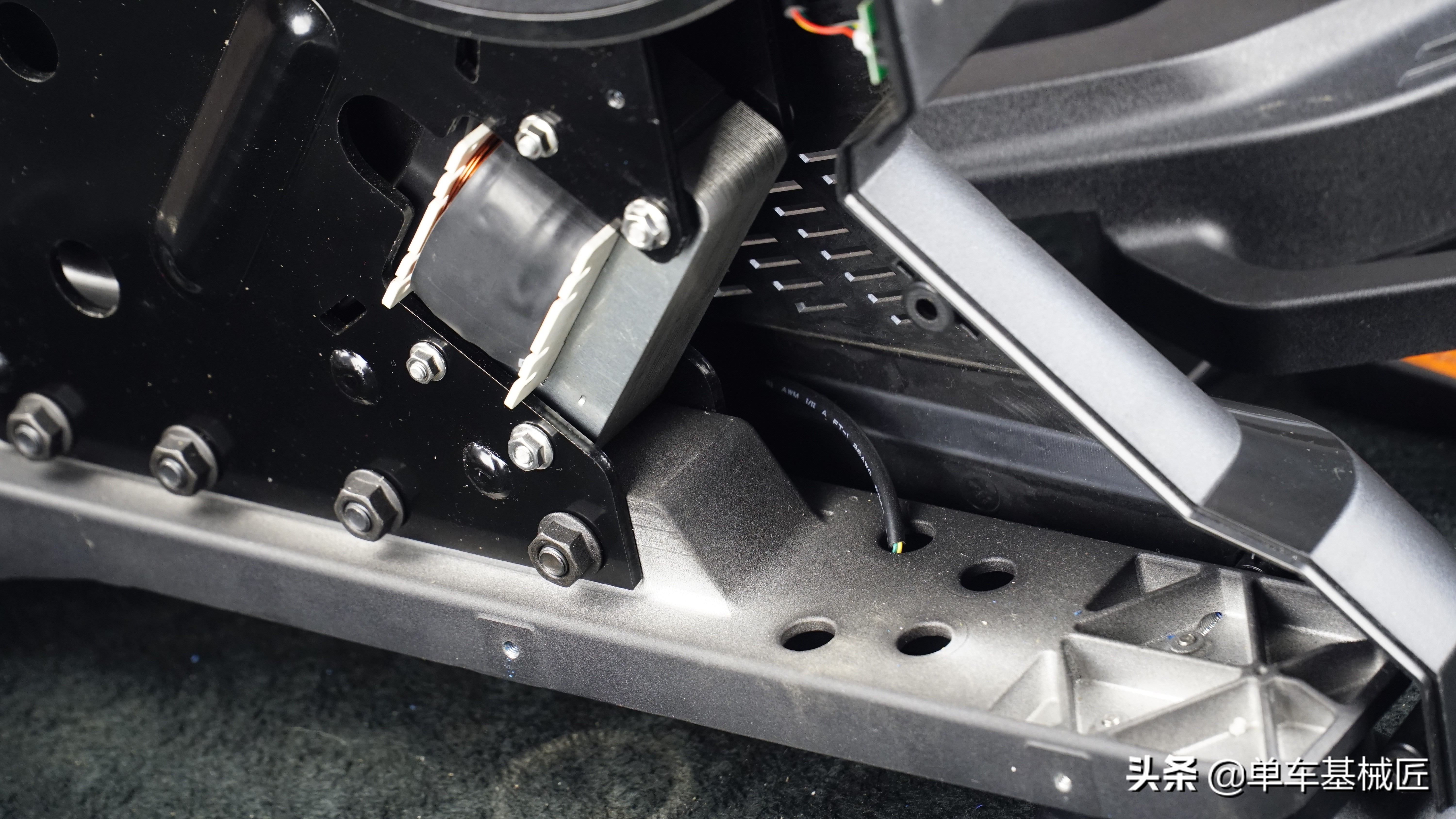 迈金t300蹬不动,迈金t300老款和新款的区别