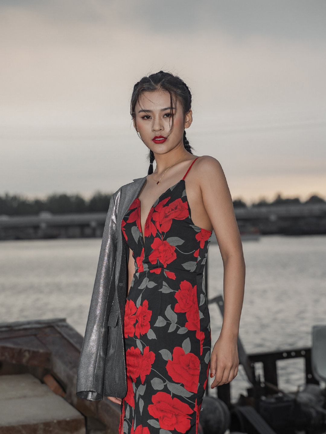 思锐a1205三脚架多少钱,思锐a1205三脚架使用教程