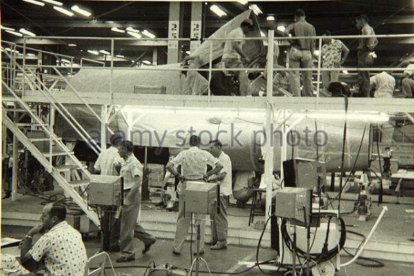 美国臭鼬工厂最新战机,臭鼬工厂制造的第一架隐形战斗机