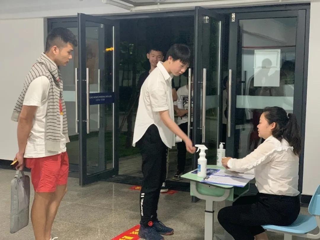 力迈国际学校南昌校园开放日,力迈国际学校南昌军训