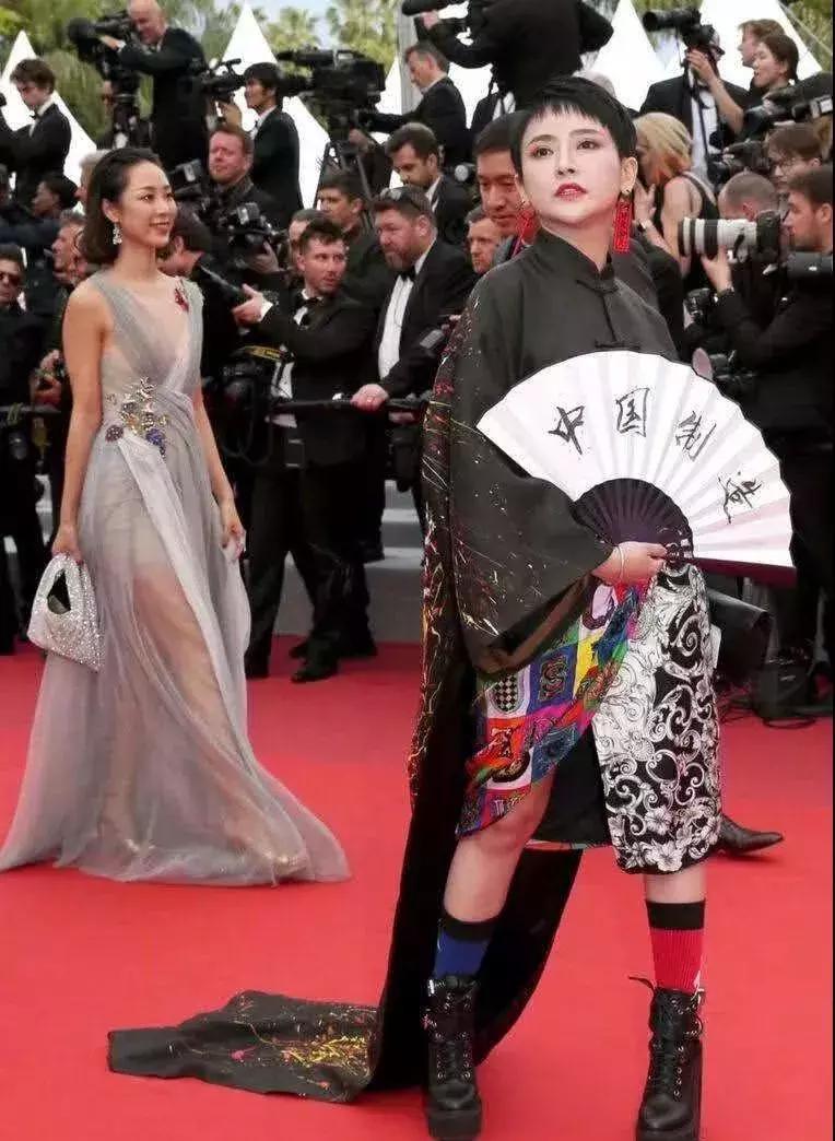 戛纳红毯是不是给钱就能去,走戛纳红毯要花钱买吗