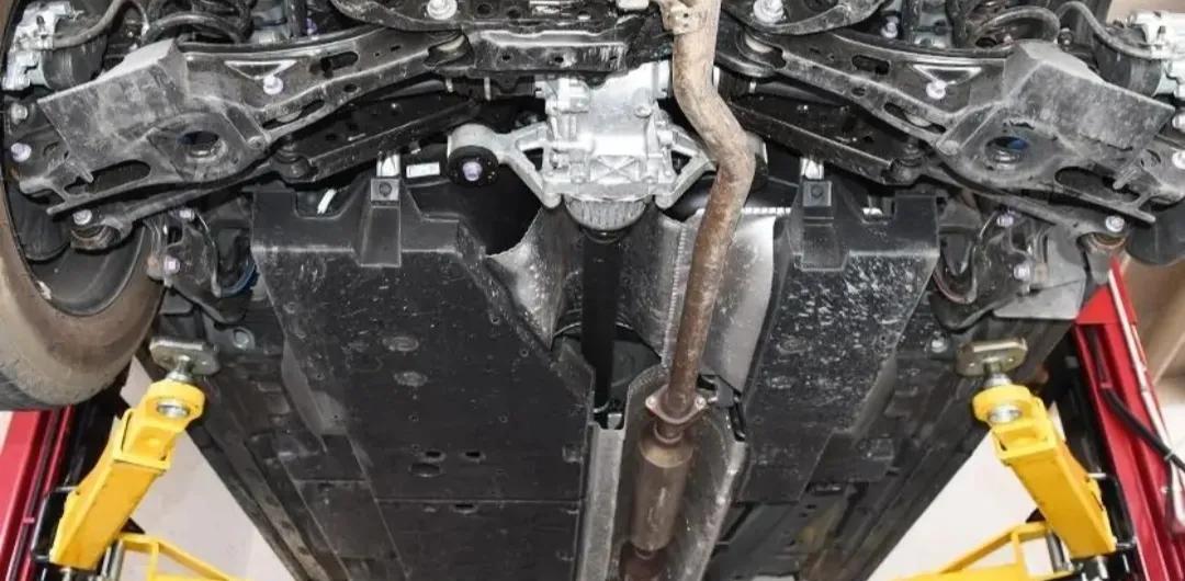 用料最厚道的汽车底盘,底盘用料扎实有什么说法