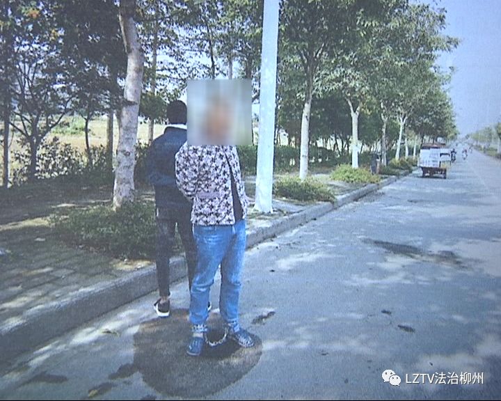 广西奔驰碰瓷案例,广西男子碰瓷被车主暴打