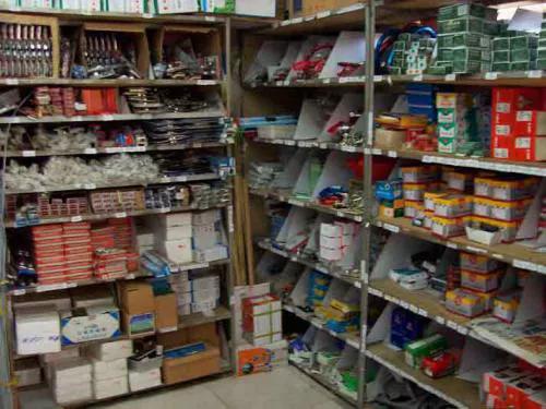 电商替代实体五金店,在电商冲击之下实体店应如何应对